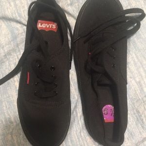 Black Low Top Levi’s.